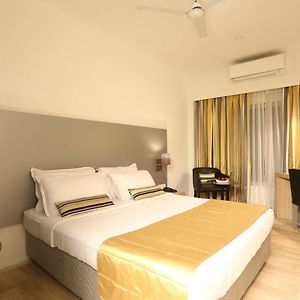 Hotel Metro International